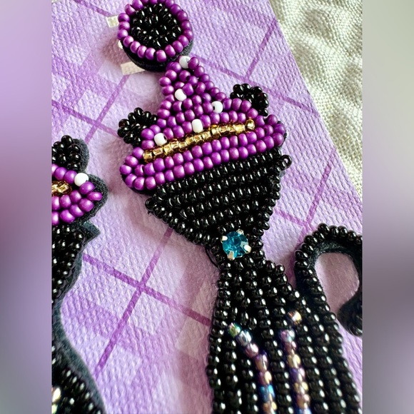 New Beaded Black Cat in Purple Witch’s Hat Halloween Statement Earrings - 3” - Picture 3 of 5